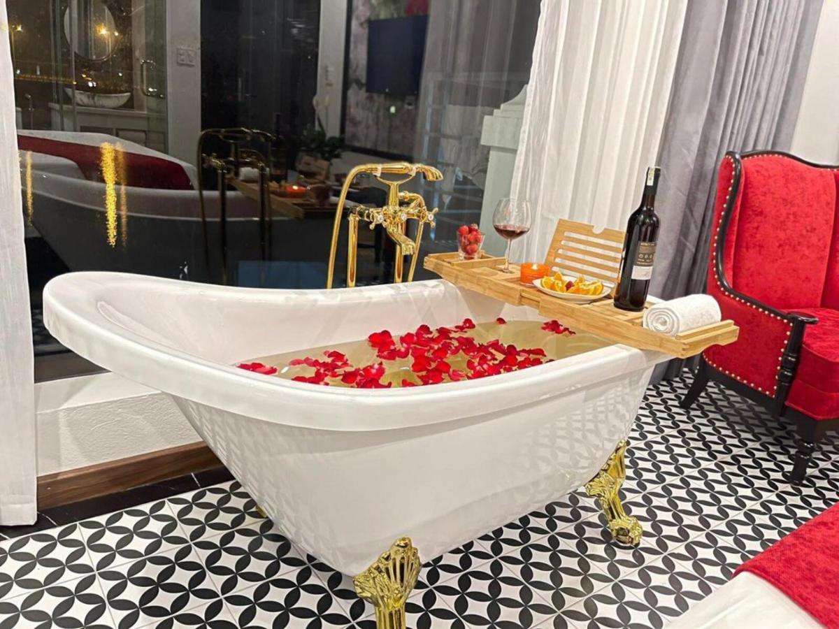Lake Hotel Soc Son 河内 外观 照片